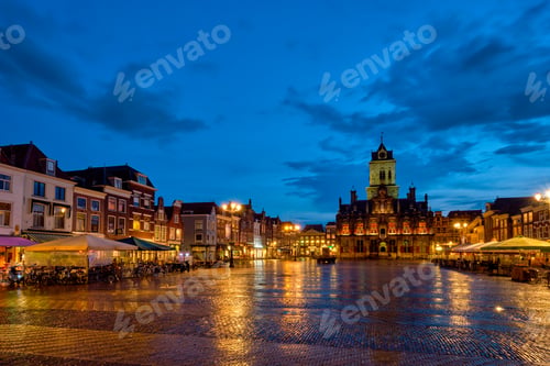 Preview: Delft Market Square Markt in the evening. Delfth, Netherlands