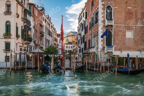 Preview: Restaurant on the Grand Canal in Venice