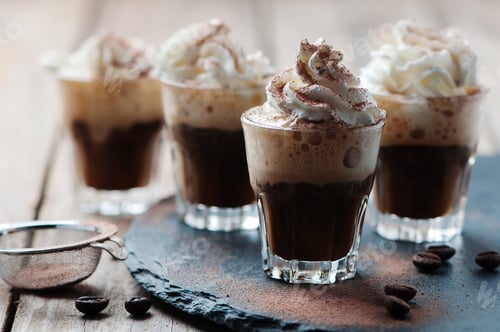 Preview: Delicious coffee with crean and cocoa