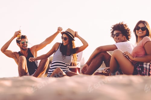 Preview: Enjoying carefree time with friends.