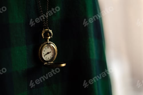 Preview: Vintage watch on a green dress