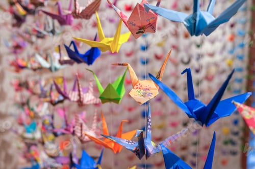 Preview: Thousands of colorful origami cranes symbolizing hope during the pandemic.