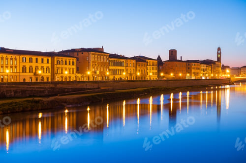 Preview: Pisa, Italy skyline on the Arno River