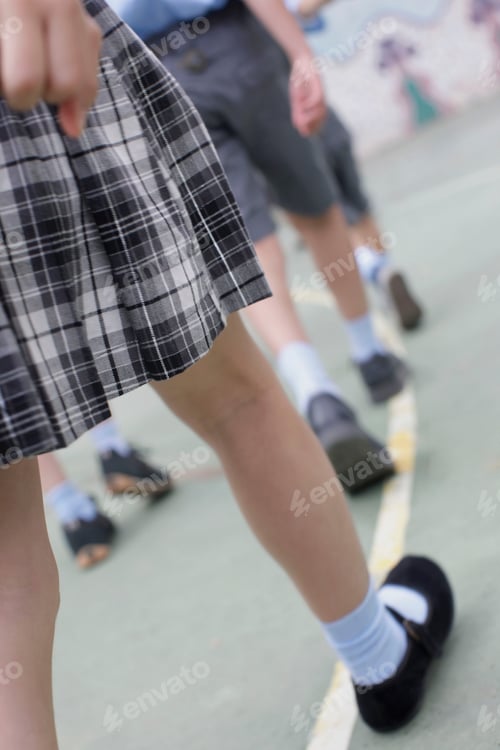 Preview: School girl in uniform