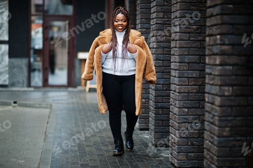 Preview: Black woman