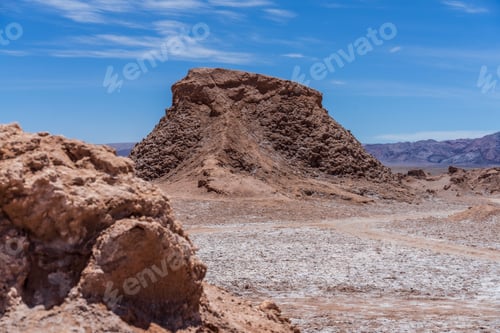 Preview: Scenic view of the Atacama desert in Chile under a cloudy blue sky
