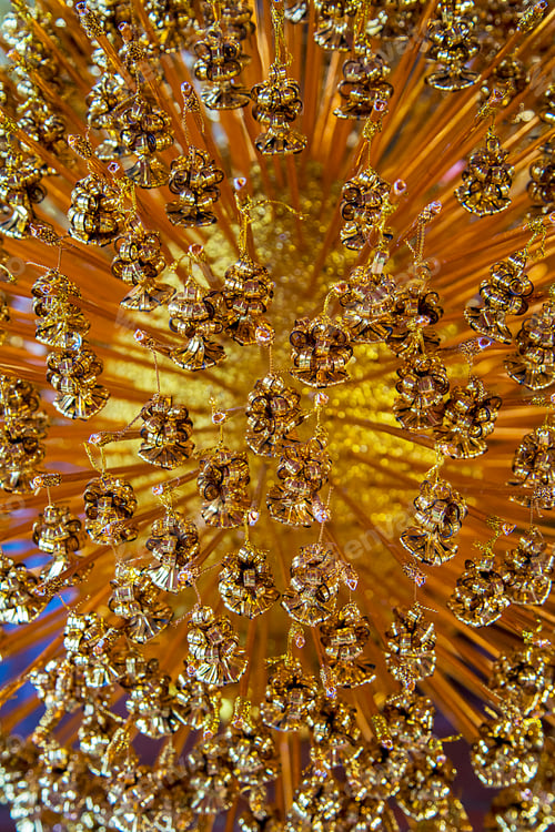 Preview: Chandelier reflect light