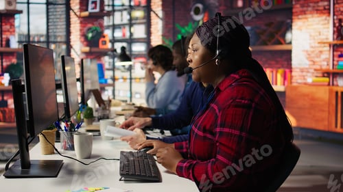 Preview: Senior account manager teaching intern how to talk with customers