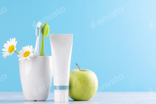 Preview: Toothpaste and toothbrushes