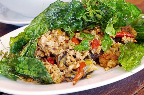 Preview: Fried Pork With Basil