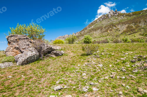 Preview: View of cliffs from the top of mountain