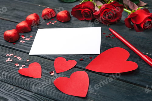 Preview: Red roses with message card. Valentines Day background