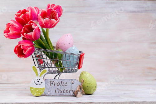 Preview: Pink tulips, spring flowers and Easter decoration.