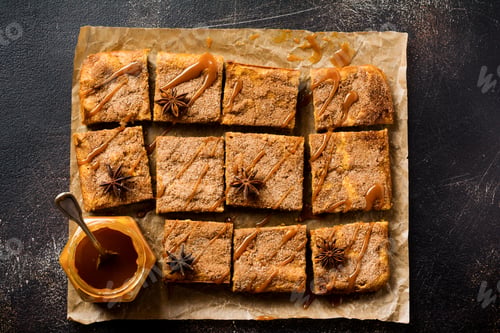 Preview: Spicy Pumpkin Cbars Blondie Squares with Cinnamon, Anise and Caramel. Traditional English Dessert. T