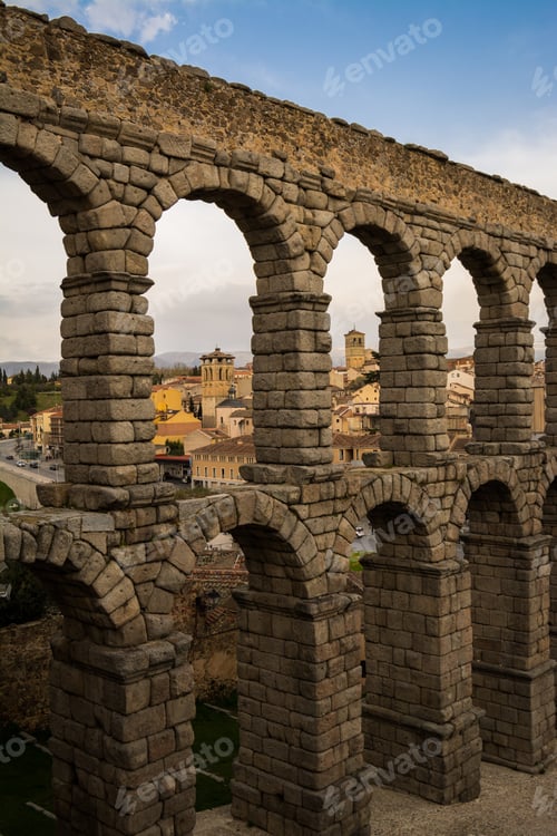 Preview: Segovia Aqueduct