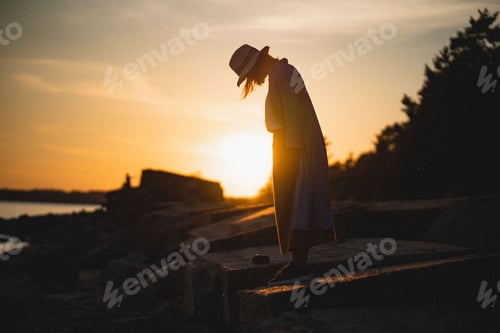Preview: Golden hour