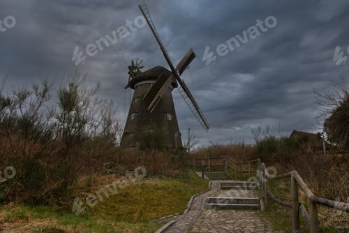 Preview: silhouette of windmill
