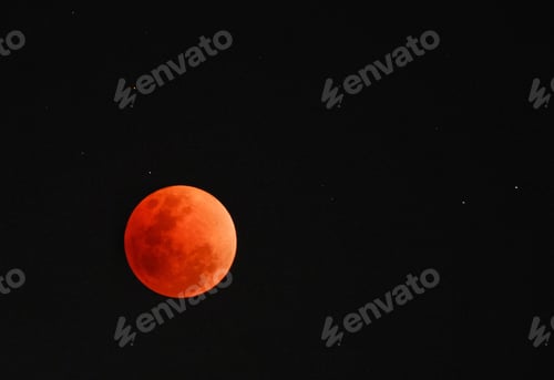 Preview: Super blue blood moon in the night