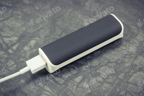 Preview: External powerbank using to charging empty battery of smartphone