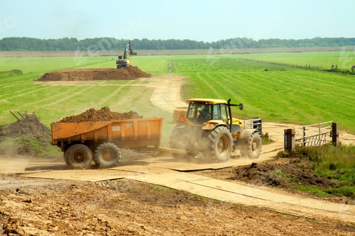 Preview: Earthworks in a Dutch polder landscape