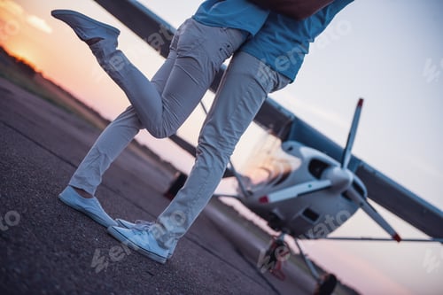 Preview: Couple and aircraft