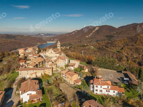 Preview: Vezzolacca, vernasca, piacenza: discovering the beauty of an italian hilltop village in autumn