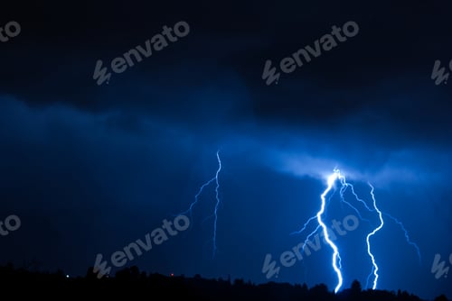 Preview: Sneaking Urban Lightning Cloud to Ground Strikes