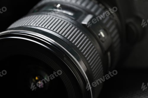 Preview: digital SLR camera