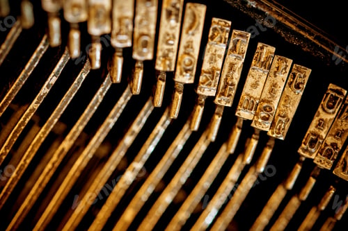 Preview: Vintage Machine Typewriter