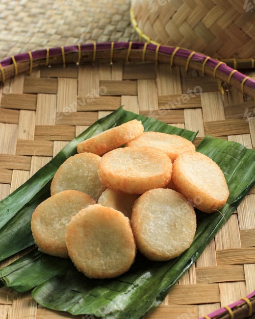 Preview: Ulen Ketan, Indonesian Traditional Snack Made from Steam Sticky Rice