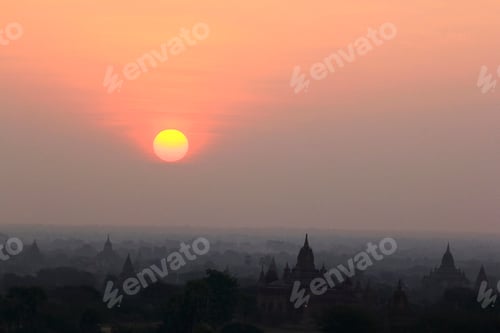 Preview: Morning sunrise at Bagan.