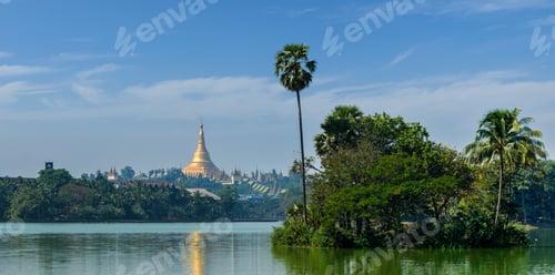 Preview: View of Shwedagon Pagoda over Kandawgyi Lake