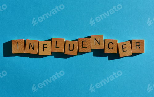 Preview: Influencer, word as banner headline
