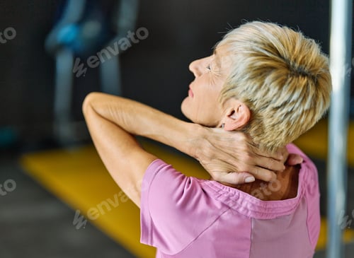 Preview: Senior people exercising in a gym