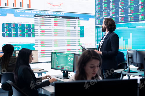 Preview: Company employees employing big data used in solving tasks
