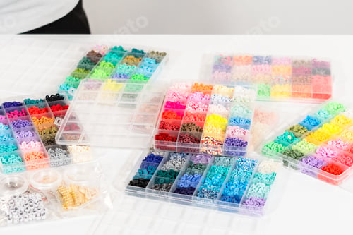 Preview: Colorful Clay Beads Set for Creative Kids' Bracelet Making