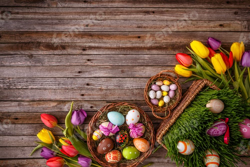 Preview: Easter eggs and tulips