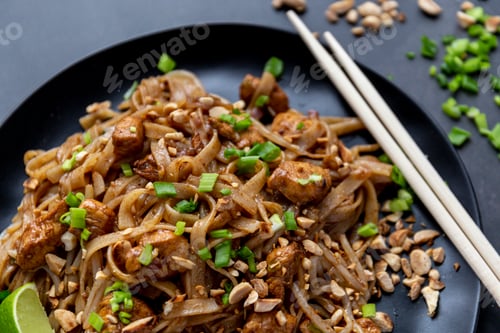 Preview: Pad thai and chopstick