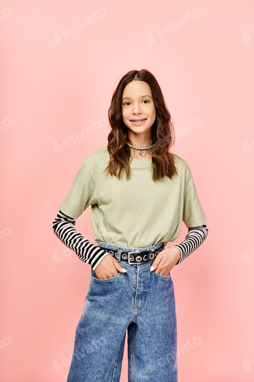Preview: Fierce Teenage Fashionista Strikes a Pose