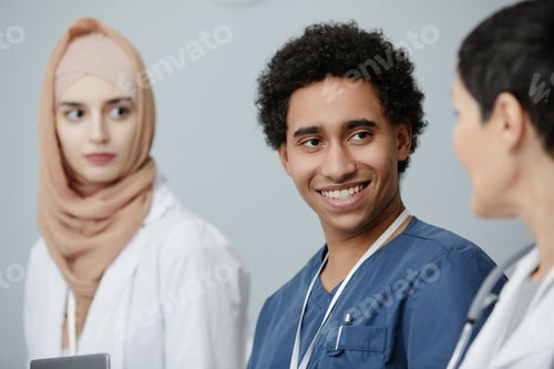 Preview: Middle Eastern man sitting in audience at medical seminar