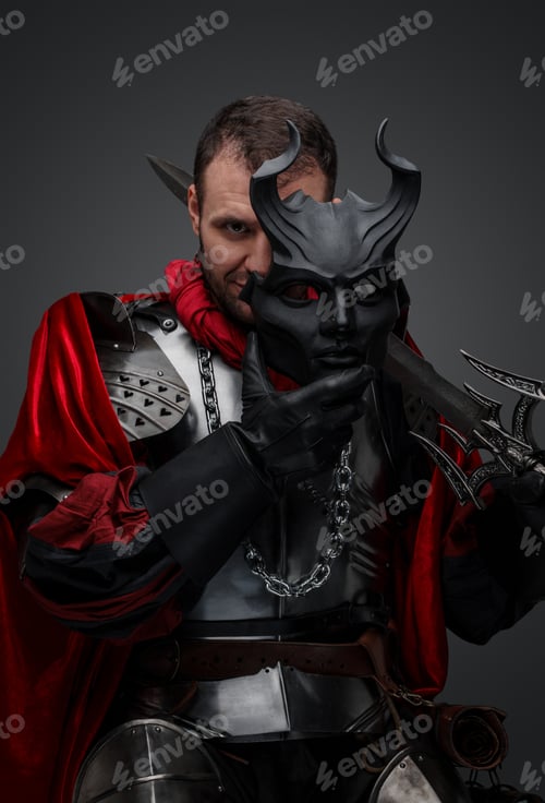 Preview: Mysterious dark knight with devil mask staring at camera