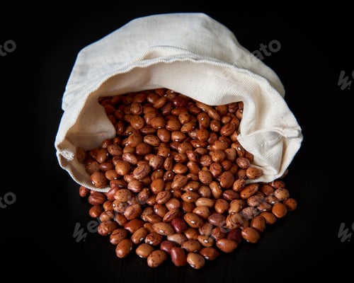 Preview: Pinto Beans in a canvas bag