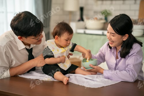 Preview: Experience the warmth of family