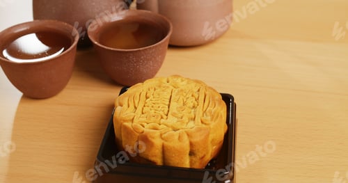 Preview: Traditional chinese moon cake for mid autumn festival