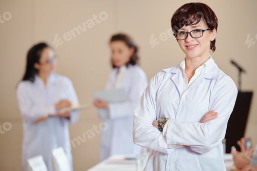 Preview: Young confident pharmacologist