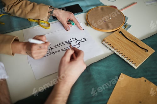 Preview: Designer drawing sketch