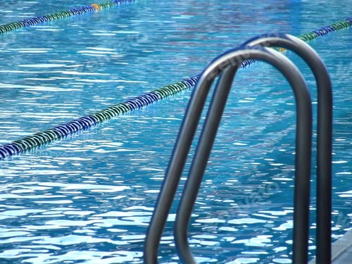 Preview: Swimming pool entry