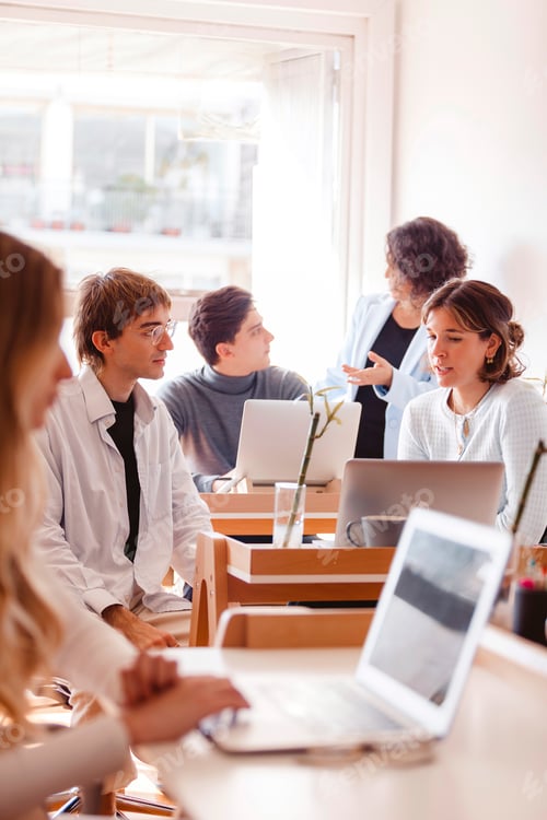 Preview: Group of young people working at the office