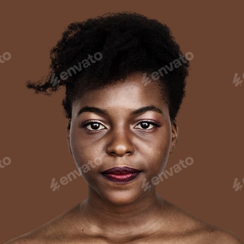 Preview: Portrait of an African woman