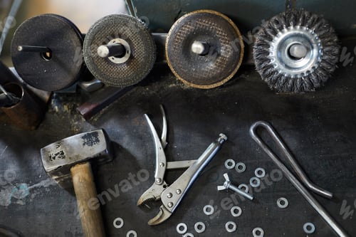 Preview: Cup brushes for metalworking